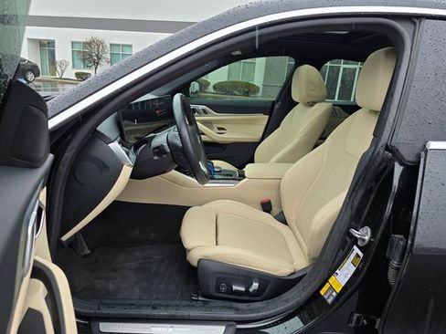 Used 2023 BMW i4 eDrive35 w/ Premium Package image 17