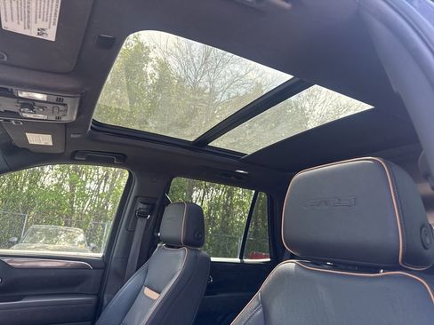 Certified 2023 GMC Yukon AT4 image 13