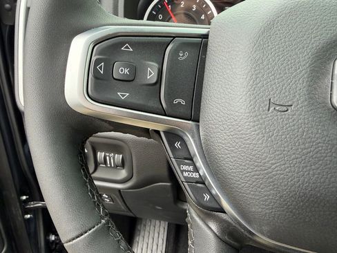 New 2026 RAM 1500 4x4 Crew Cab image 18