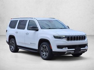 Used 2024 Jeep Wagoneer Series II w/ Flexible Seating Group AWD/4WD video 3