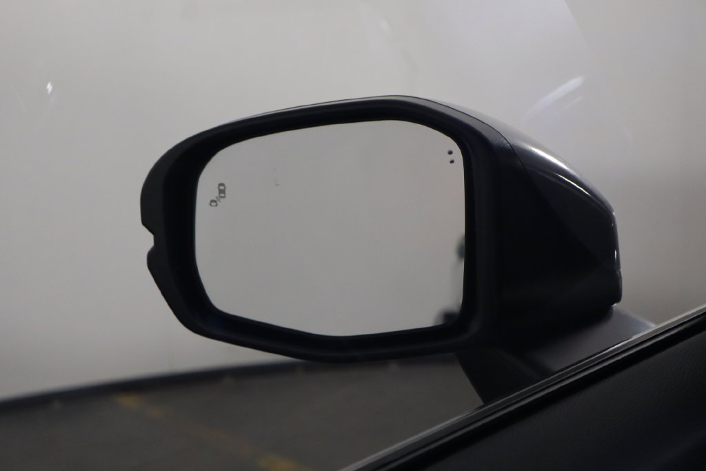 Used 2025 Honda CR-V EX-L image 39