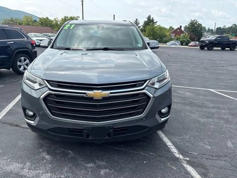 Used 2021 Chevrolet Traverse LT AWD/4WD image 1