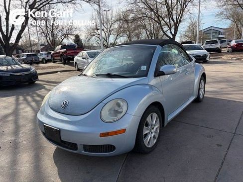 Used 2010 Volkswagen Beetle Convertible image 1