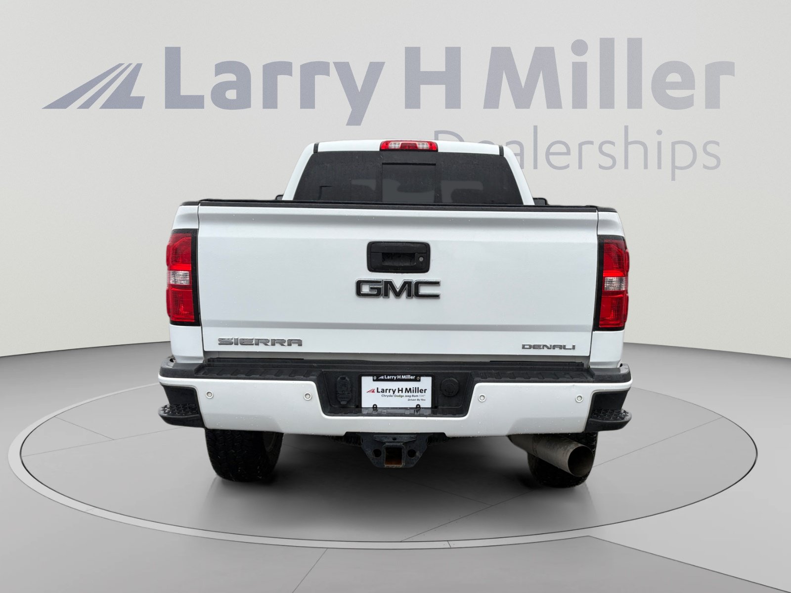 Used 2019 GMC Sierra 2500 Denali w/ Duramax Plus Package AWD/4WD image 5