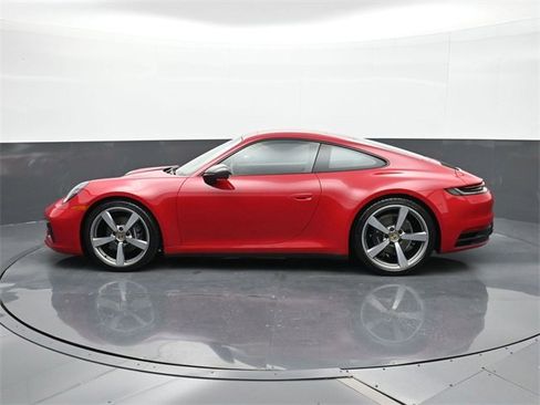 Used 2023 Porsche 911 Carrera T image 2