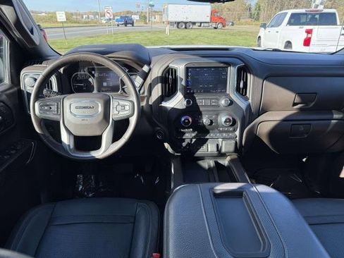 Used 2022 GMC Sierra 1500 Denali w/ Denali Reserve Package image 15