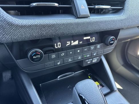 New 2026 Subaru Outback Limited AWD/4WD image 17