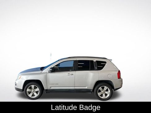 Used 2011 Jeep Compass Sport FWD image 15