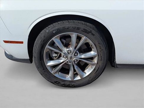 Used 2021 Dodge Challenger SXT AWD/4WD image 25