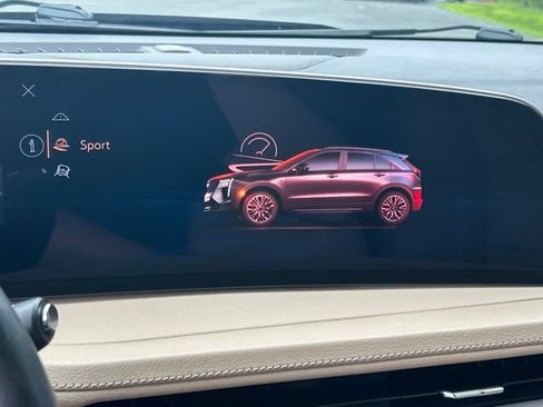 Used 2024 Cadillac XT4 Luxury w/ Cold Weather Package AWD/4WD image 67
