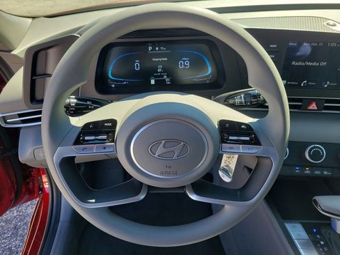 New 2026 Hyundai Elantra SE FWD image 21