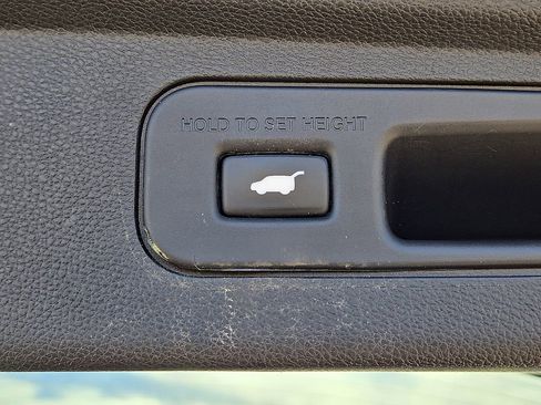 Used 2025 Honda Odyssey Touring image 15