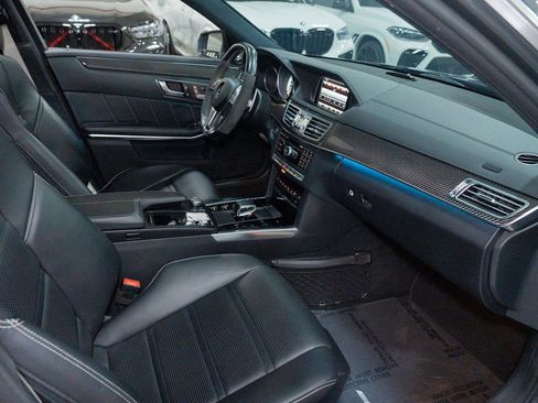 Used 2014 Mercedes-Benz E 63 AMG S-Model w/ Driver Assistance Package image 39