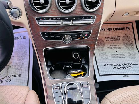 Used 2018 Mercedes-Benz C 300 4MATIC Sedan image 18