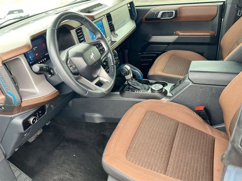 Used 2023 Ford Bronco Outer Banks image 10