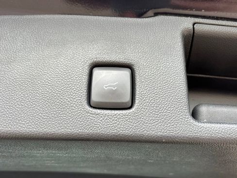Used 2021 Ford Escape SEL FWD image 6