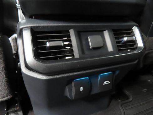 Used 2023 Ford F150 Lariat image 14