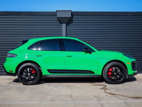 Certified 2024 Porsche Macan GTS image 8