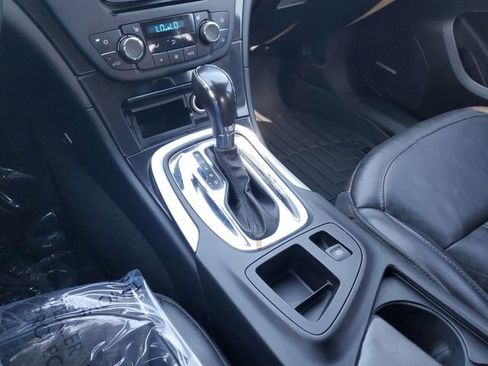 Used 2013 Buick Regal Premium FWD image 26