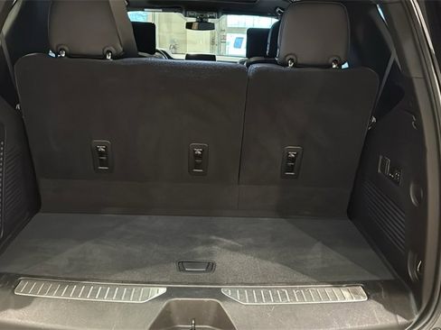 Used 2021 GMC Yukon AT4 w/ AT4 Premium Plus Package image 18