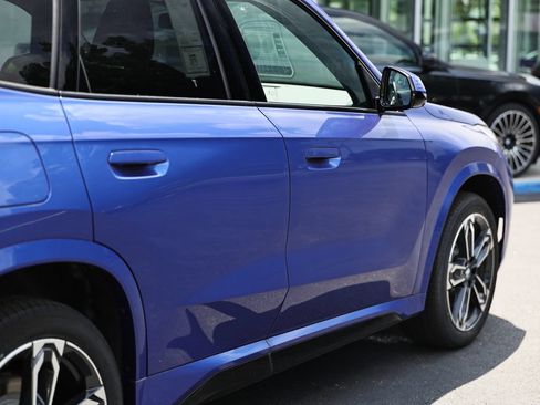 New 2026 BMW X1 xDrive28i w/ Technology Package AWD/4WD image 8