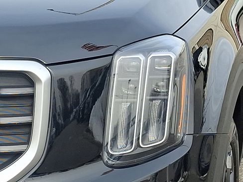 Certified 2023 Kia Telluride S w/ S Sunroof Package image 9