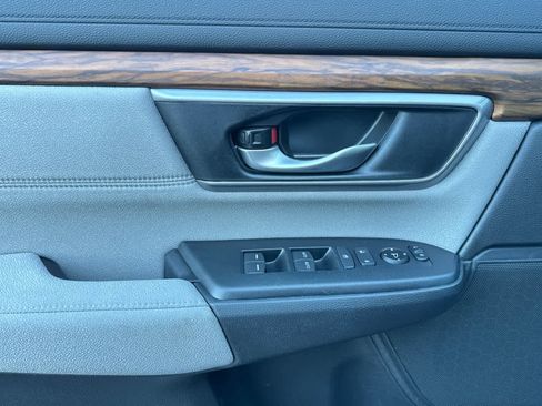 Used 2018 Honda CR-V EX image 12