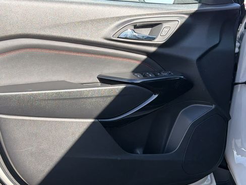 New 2026 Chevrolet Trax RS w/ Sunroof Package image 23