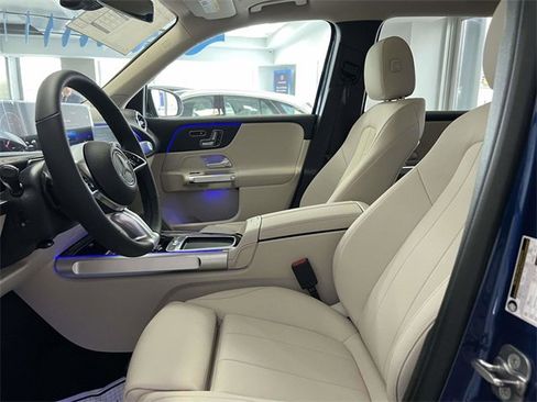 New 2026 Mercedes-Benz GLB 250 4MATIC image 17