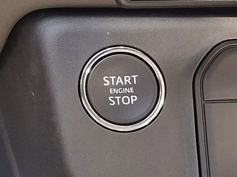 New 2026 Land Rover Defender 110 S AWD/4WD image 12