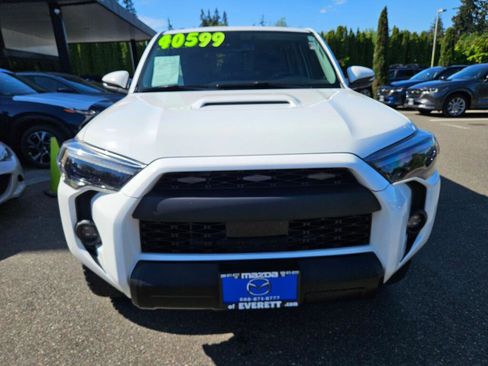 Used 2020 Toyota 4Runner TRD Off-Road Premium w/ Moonroof Package AWD/4WD image 7