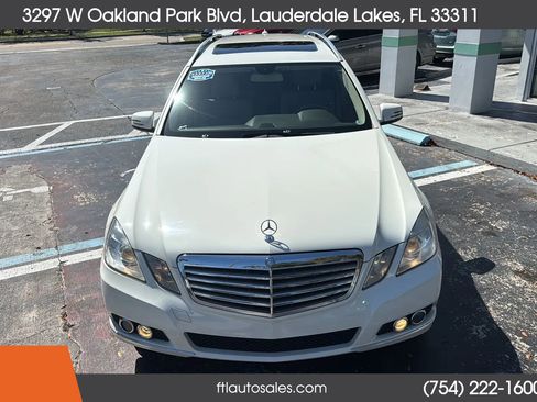 Used 2011 Mercedes-Benz E 350 4MATIC Wagon w/ Premium 1 Pkg image 4
