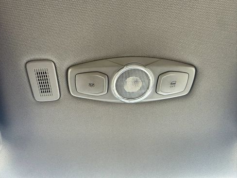 Used 2018 Ford F150 XL w/ Equipment Group 101A Mid RWD image 24
