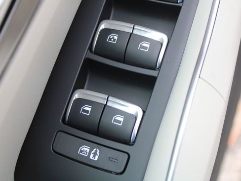 New 2026 Kia Sorento EX FWD image 21