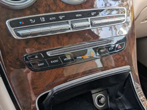 Used 2018 Mercedes-Benz GLC 300 image 23