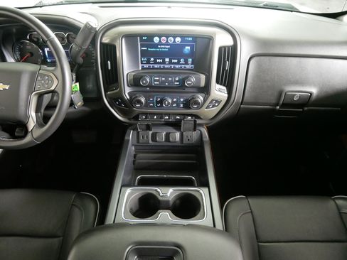 Used 2017 Chevrolet Silverado 1500 High Country AWD/4WD image 10