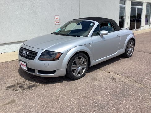 Used 2005 Audi TT 1.8T FWD image 3