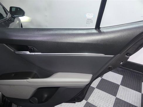 Used 2024 Toyota Camry SE w/ Cold Weather Package FWD image 26