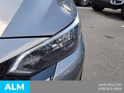 Used 2024 Nissan Sentra SV FWD image 22