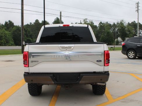 Used 2016 Ford F150 King Ranch w/ Equipment Group 601A Luxury AWD/4WD image 4
