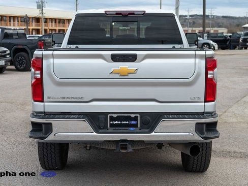 Used 2023 Chevrolet Silverado 3500 LTZ w/ LTZ Texas Edition image 6