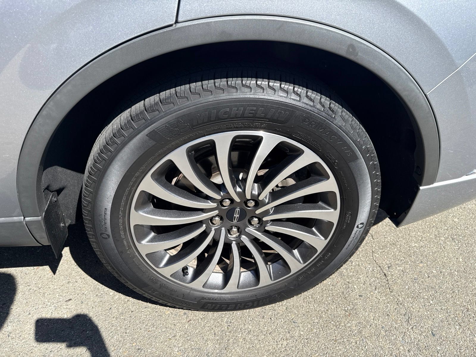 Used 2020 Lincoln Aviator Reserve w/ Equipment Group 201A AWD/4WD image 23