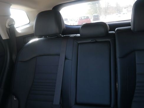 Used 2025 Kia Sportage SX image 39