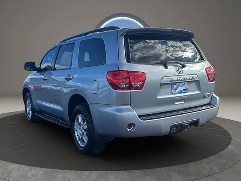 Used 2014 Toyota Sequoia SR5 image 15