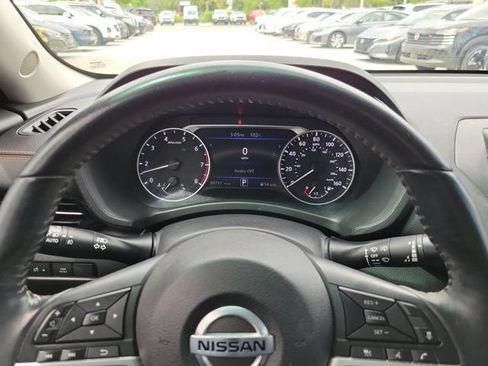 Used 2020 Nissan Sentra SR w/ Electronics Package FWD image 19