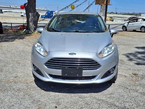 Used 2017 Ford Fiesta Titanium FWD image 2
