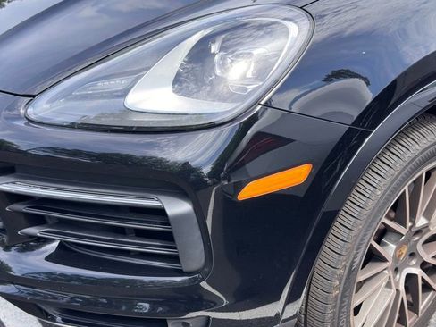 Used 2019 Porsche Cayenne AWD/4WD image 11