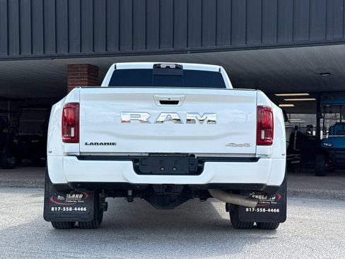 Used 2026 RAM 3500 Laramie AWD/4WD image 9