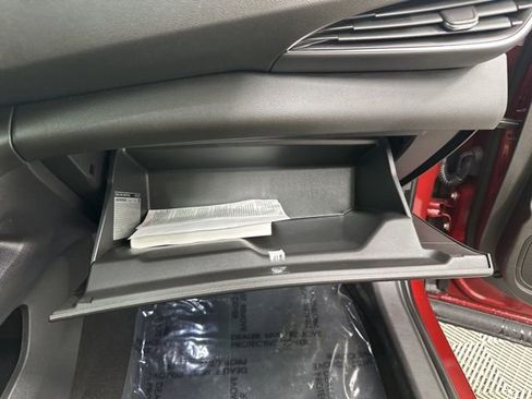 Used 2023 Buick Envision Essence w/ Sport Touring Package image 31