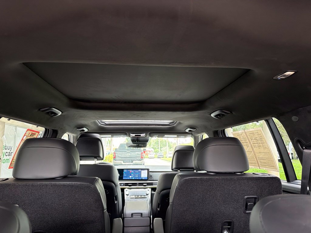 Used 2024 Hyundai Santa Fe Calligraphy FWD image 46